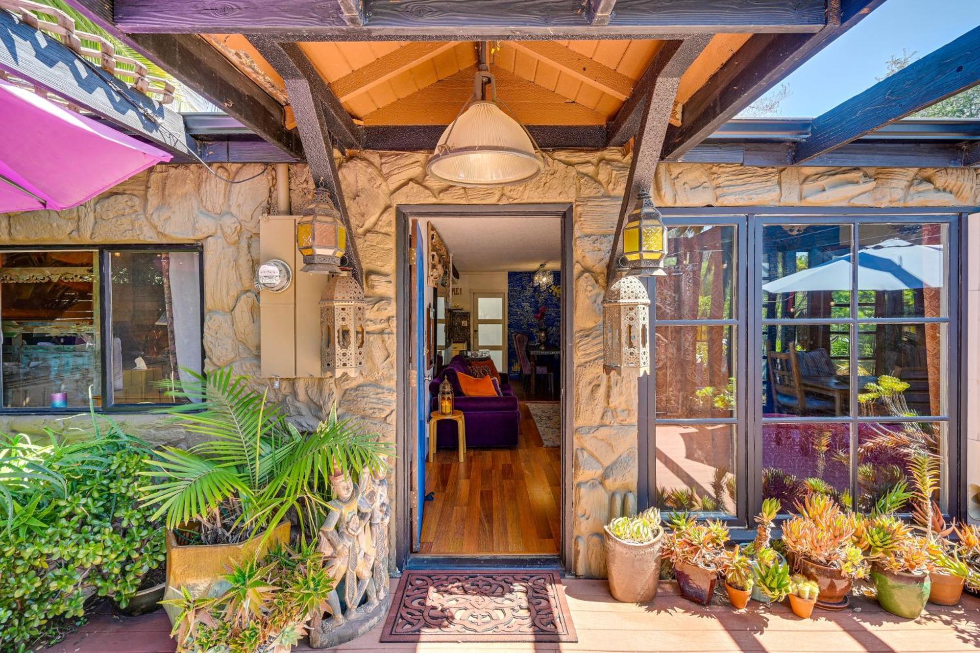 Bohemian Wonderland Benicia Bungalow With Pergola! Екстериор снимка