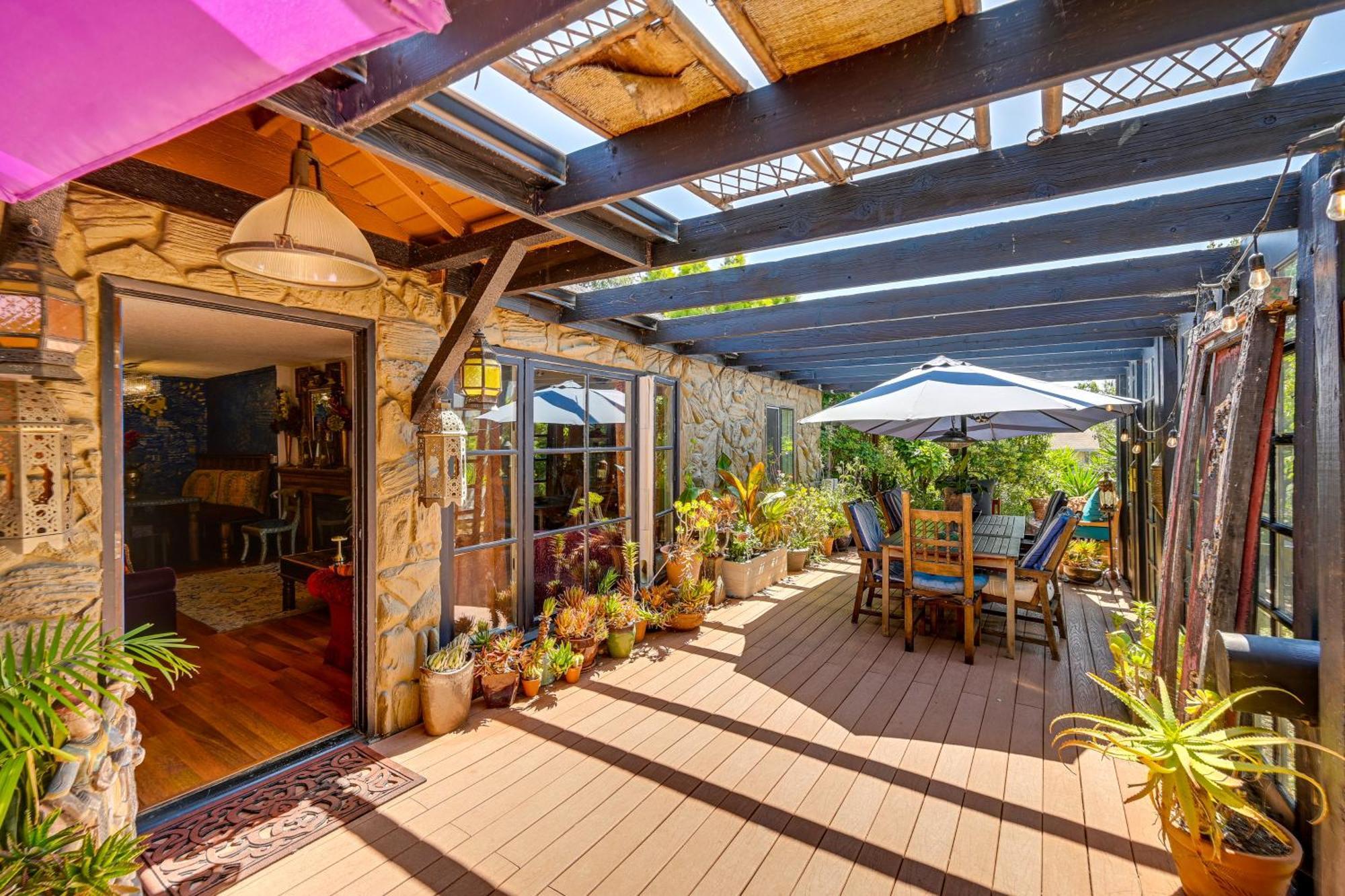 Bohemian Wonderland Benicia Bungalow With Pergola! Екстериор снимка